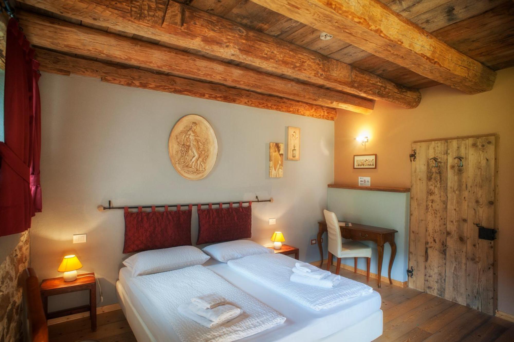 Maso Franceschella Bed & Breakfast Carano  Exterior photo